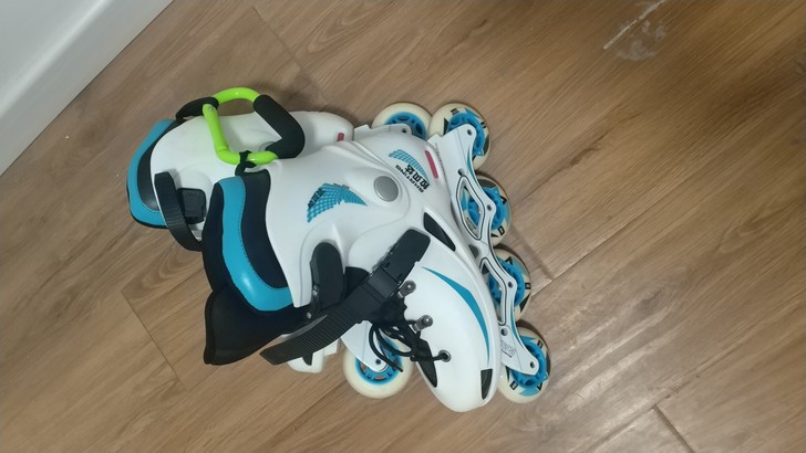拉贝达成人单排轮滑鞋，37码，使用次数低于...