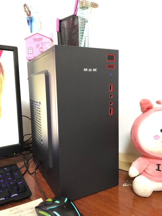 工作室倒闭一批LOL电脑 还剩几台120G...