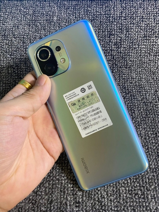 小米11蓝色8+128GB,成色97新,支...