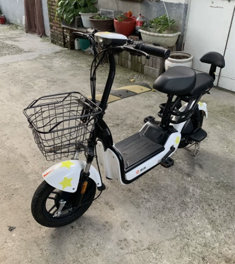 二手电动车出售。雅迪爱玛阿米尼。小牛各种品...