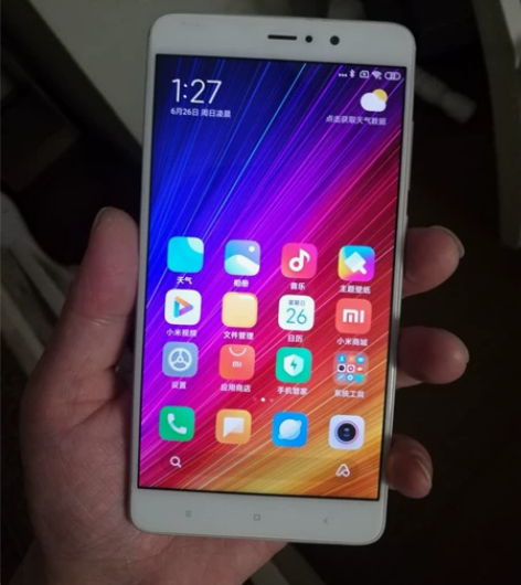 小米5s plus.6g储存128，原装充...