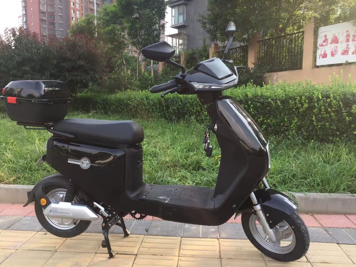 《全新》个人二手白牌电动车  电动自行车。...