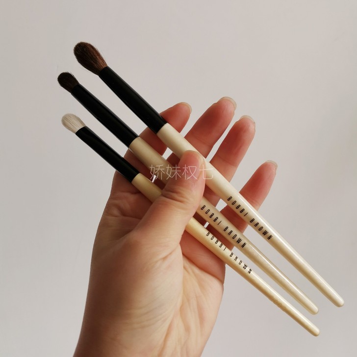 芭比波朗BOBBI BROWN眼影刷晕染刷...