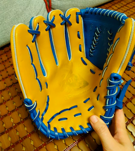 Baseball Famliy左投硬式手套...