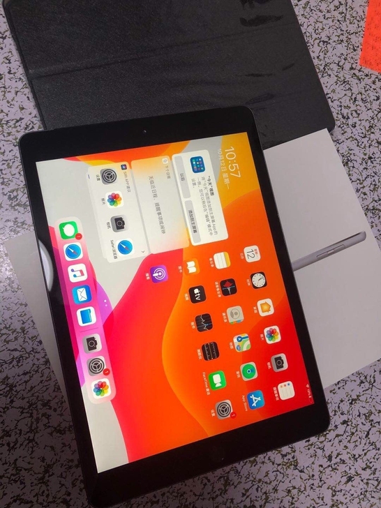 个人闲置，转让平板2019款iPad 12...