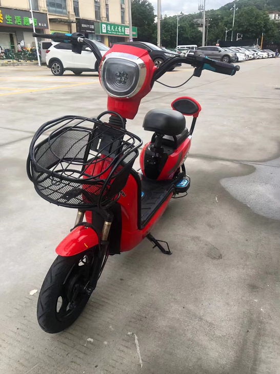 转让电动车一台。980元