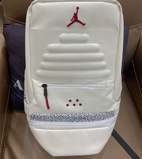 AirJordan3白水泥乔3爆裂纹双肩包...