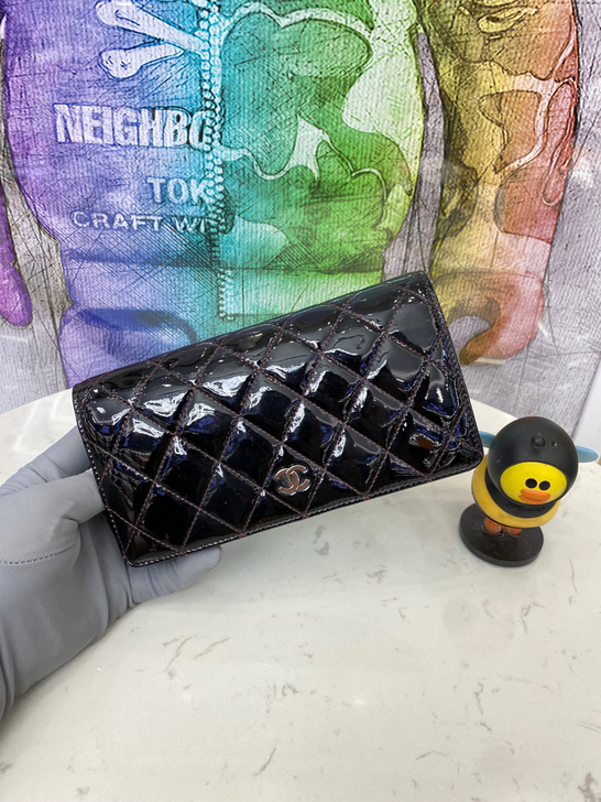 chanel 16开钱夹 改过色 便宜出 ...