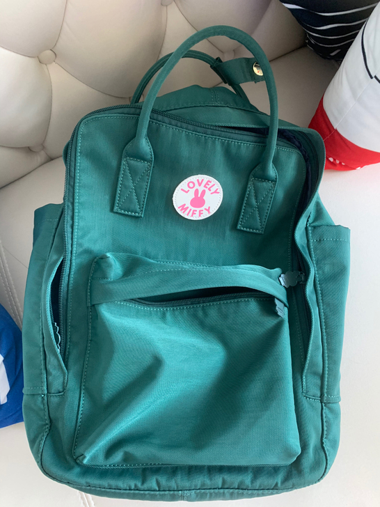 Miffy/米菲 双肩背包 3月份刚买，现...