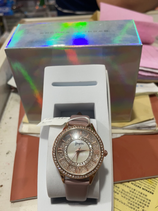 全新未戴的手表，在南风直播间买的，包邮出