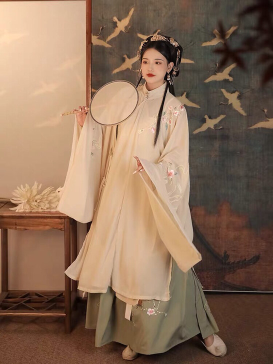 汉服出租艺缕原创正品牡丹记袄裙刺绣立领褶裙...