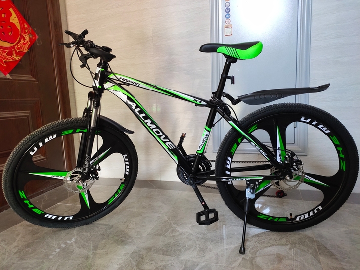 全新正品山地车，超高颜值，低价出手！