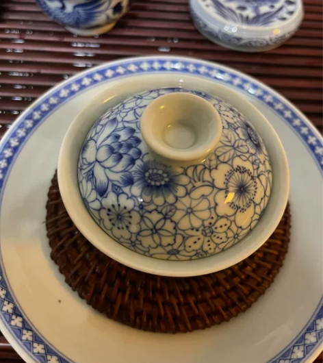 记石窑 满绘青花 盖碗 ，釉水超级好 满工...