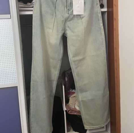 全新牛仔裤m码,适合165以上的小姐姐 我...