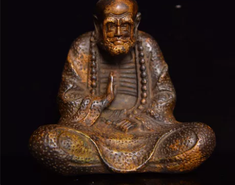 馆藏级老铜《达摩老祖坐像》一尊,制作精美,...