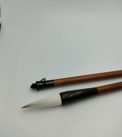 毛笔善琏湖笔兼毫毛笔中楷口径1，峰长4cm...