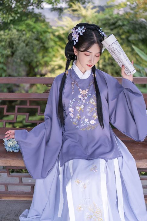 品牌型号 ：青衣初见原创【小桃冰茶】明制圆...