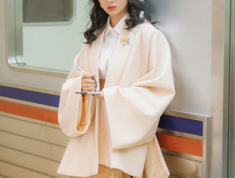 衿娥 衿娥汉服冬装大宋摩登系列对穿交短袄对...