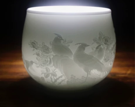 董建忠柴窑影青釉鸟语花香主人杯,口径7cm...