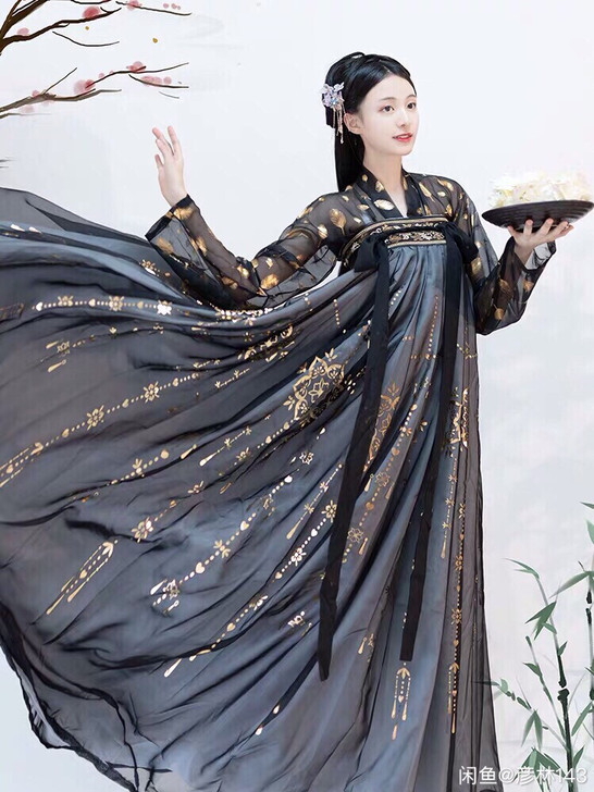 超仙烫金3米大摆汉服金翎裙子，云鹤上衣