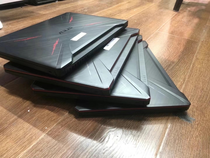 ##amp；yen；3580元。  华硕飞...