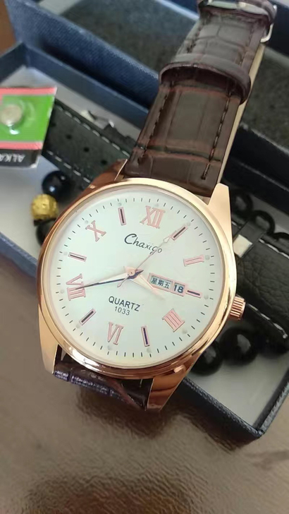 二百元买的，带了半年，不爱带了，75出，不...