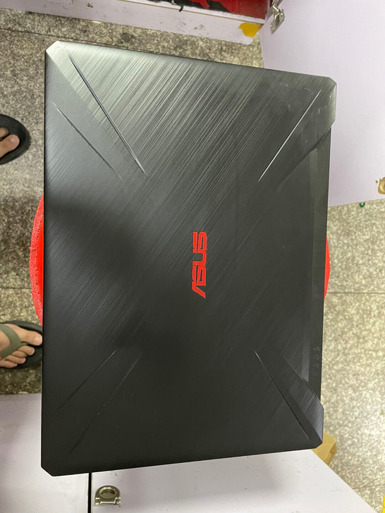 华硕 飞行堡垒 FX505 电脑没有磕碰 ...