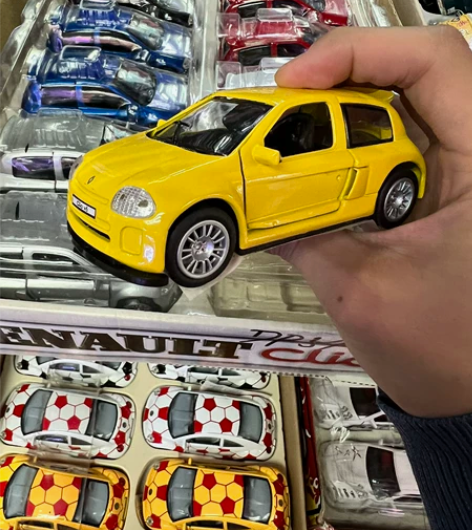 【绝版车模】雷诺 clio v6 1/32...