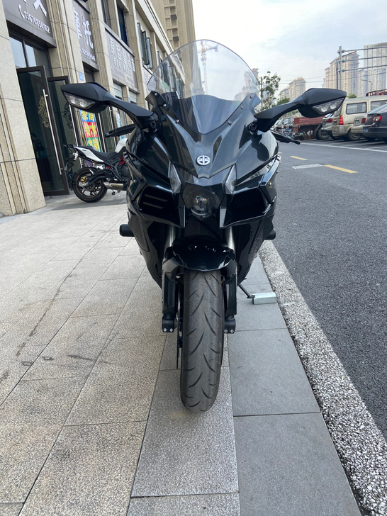 可租可售川崎旗舰车型H2旅行版，跑车的速度...