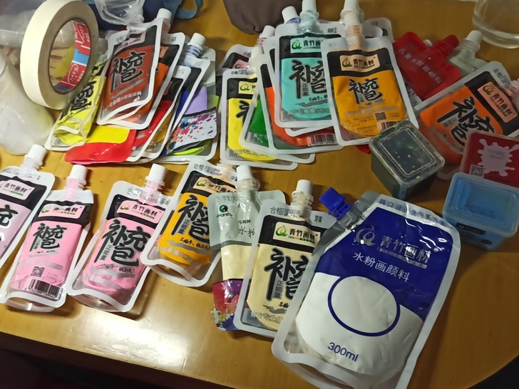 水粉颜料