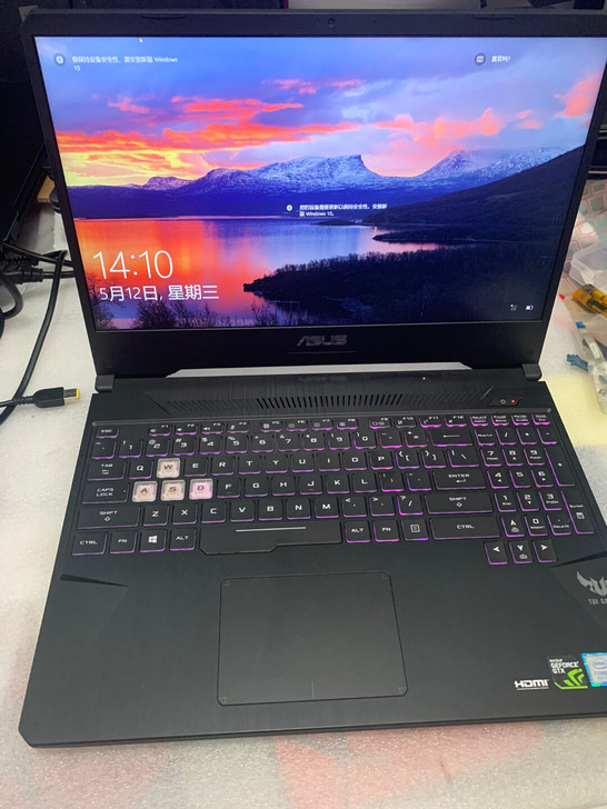 华硕Fx86.   i7八代8750 8G...