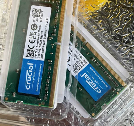 避障航拍无人机 两个电池 全新 跟抖音这个...