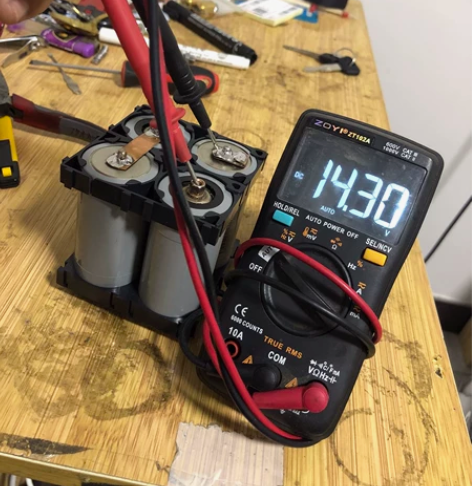 摩托车12伏电池磷酸铁锂启动电池电瓶 12...