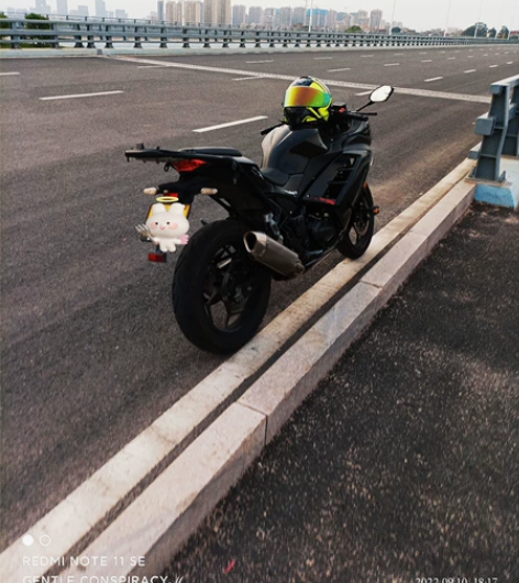 闲置物品交易，喜欢的请联系，需要过户。 感...