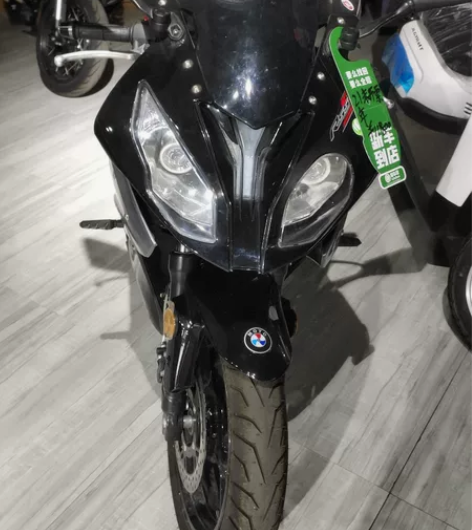 宝雕400rr，双缸400cc，自带哨音，...