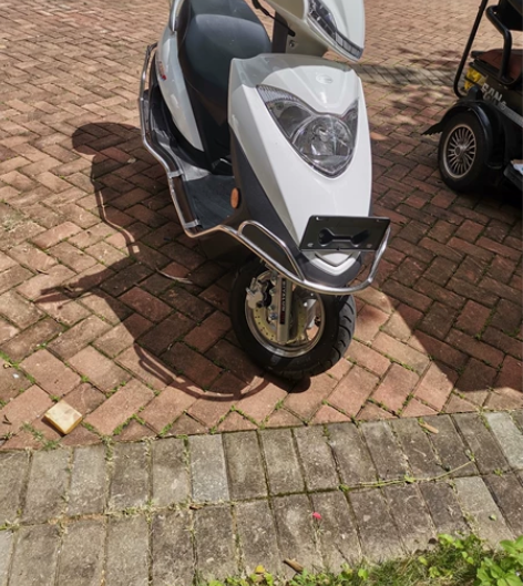 6月刚买的新车，发票落户资料齐全，还没落户...