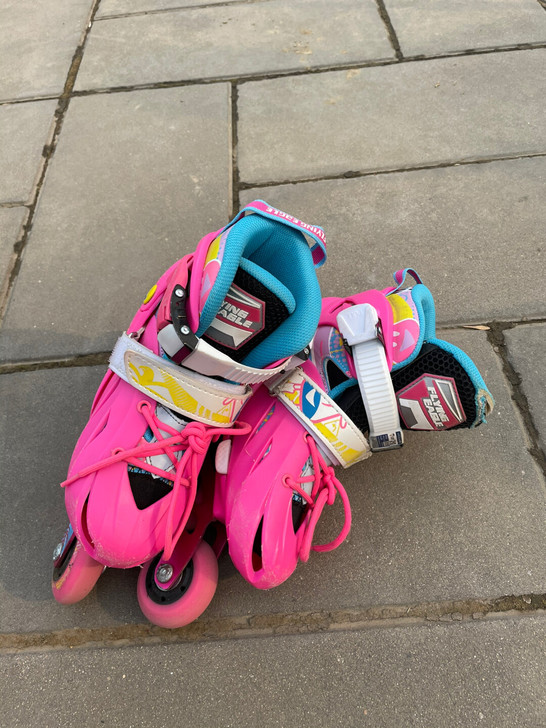 飞鹰平滑轮滑鞋，28～31码