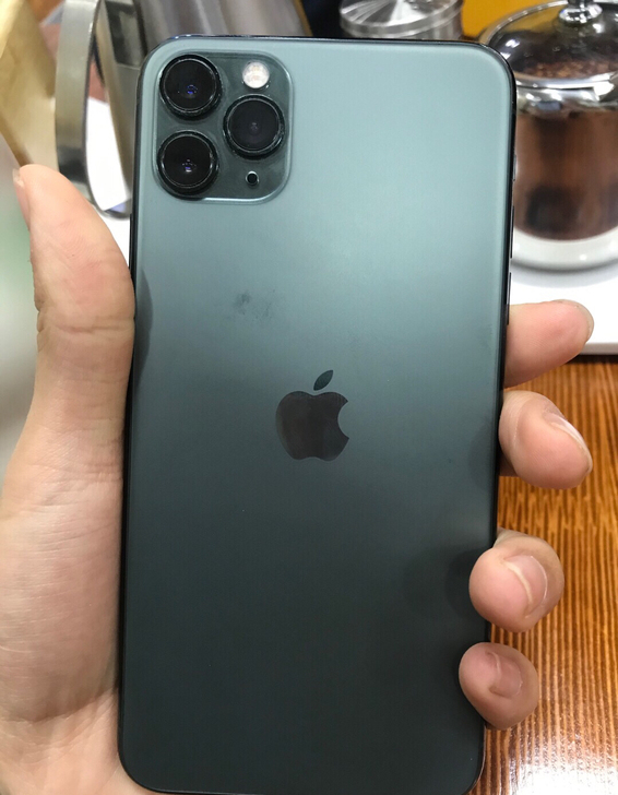 苹果11promax  国行