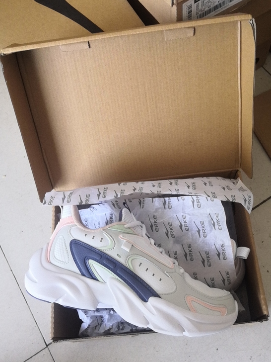 鸿星尔克全新正品37码女生潮流老爹鞋运动休...