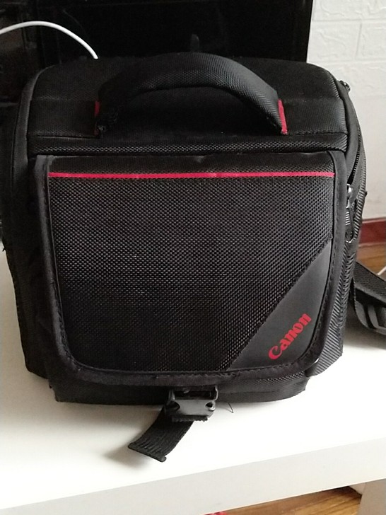 品牌：Canon/佳能 款式：单肩包 材质...