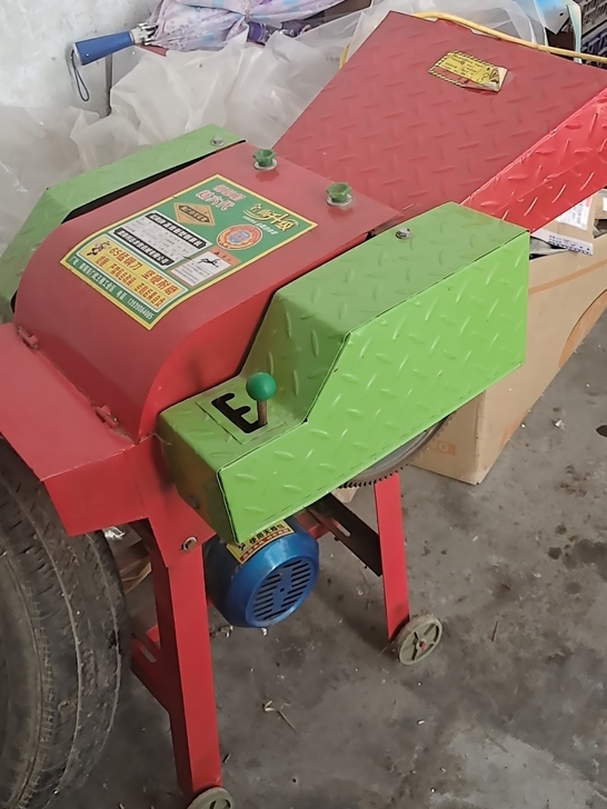 干湿两用铡草机家用小型切草机牛羊养殖碎草机...