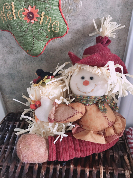 外贸孤品抱稻草的稻草人