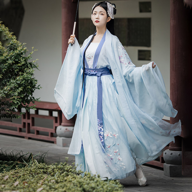 墨子研 民族装舞台装，仅穿过一次，送鞋子，...