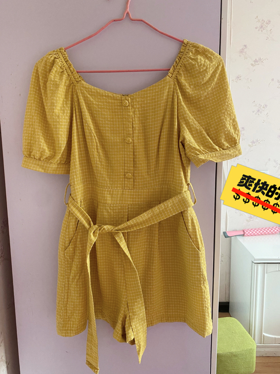 纯棉方领连体短裤,实体店购买,穿过一次,几...