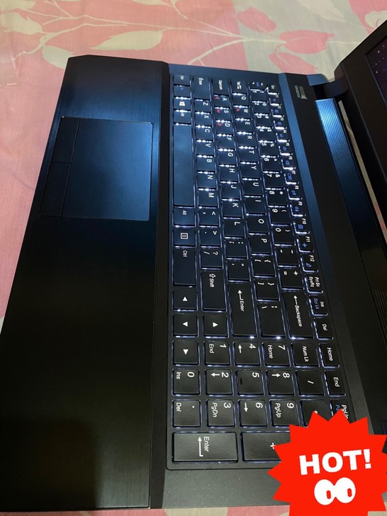 神舟z7i7 4720hq  8成新 有贴...