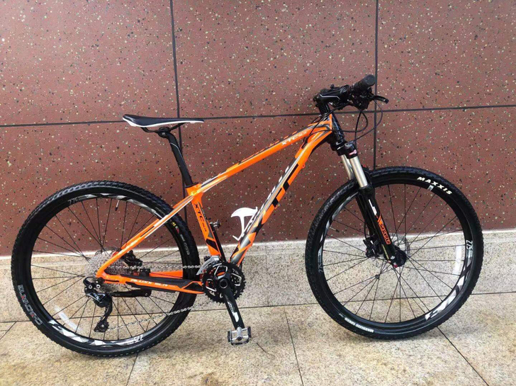 捷安特4公主,绝版配色,成色很新,S码,3...