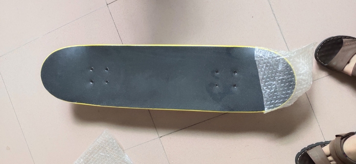 出欧美高档滑板，质量保证，下单送高档滑板背...