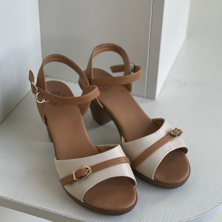 骆驼camel粗跟女凉鞋