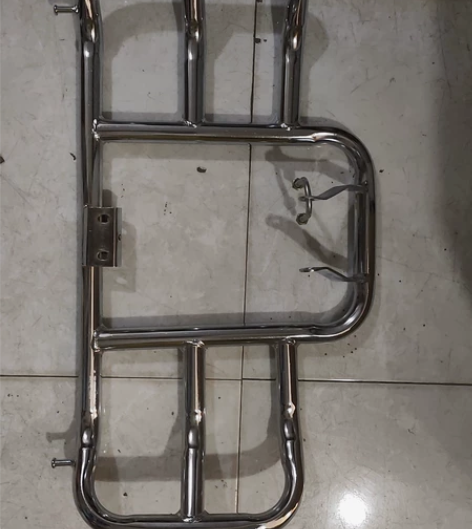 出售男士摩托车通用保险杠护杠125 150...