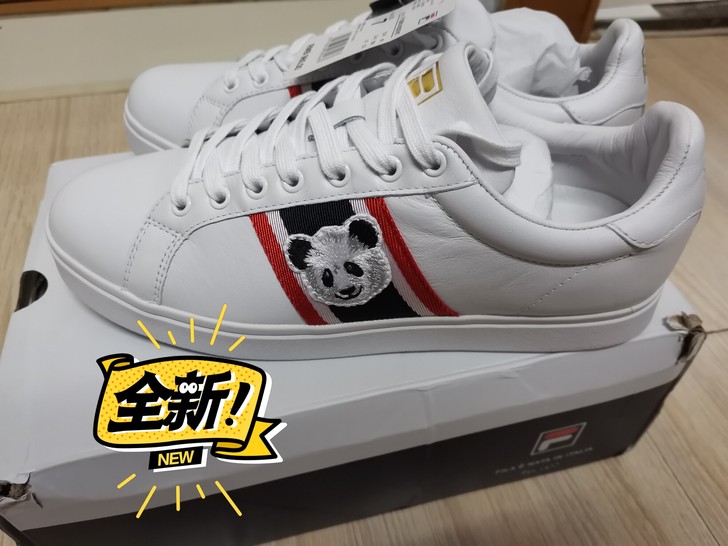 斐乐 商场正品 20年新款低价出 男款40码